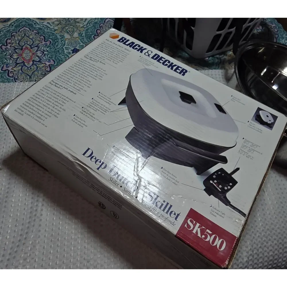 BLACK & DECKER SK500 DEEP DISH ELECTRIC SKILLET NEW